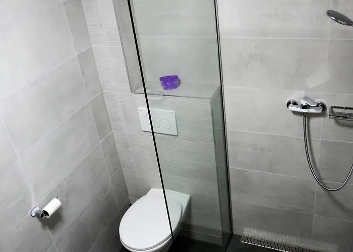 Mini-hôtel 100dola *